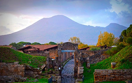 Pompei Affreschi Vesuvio
